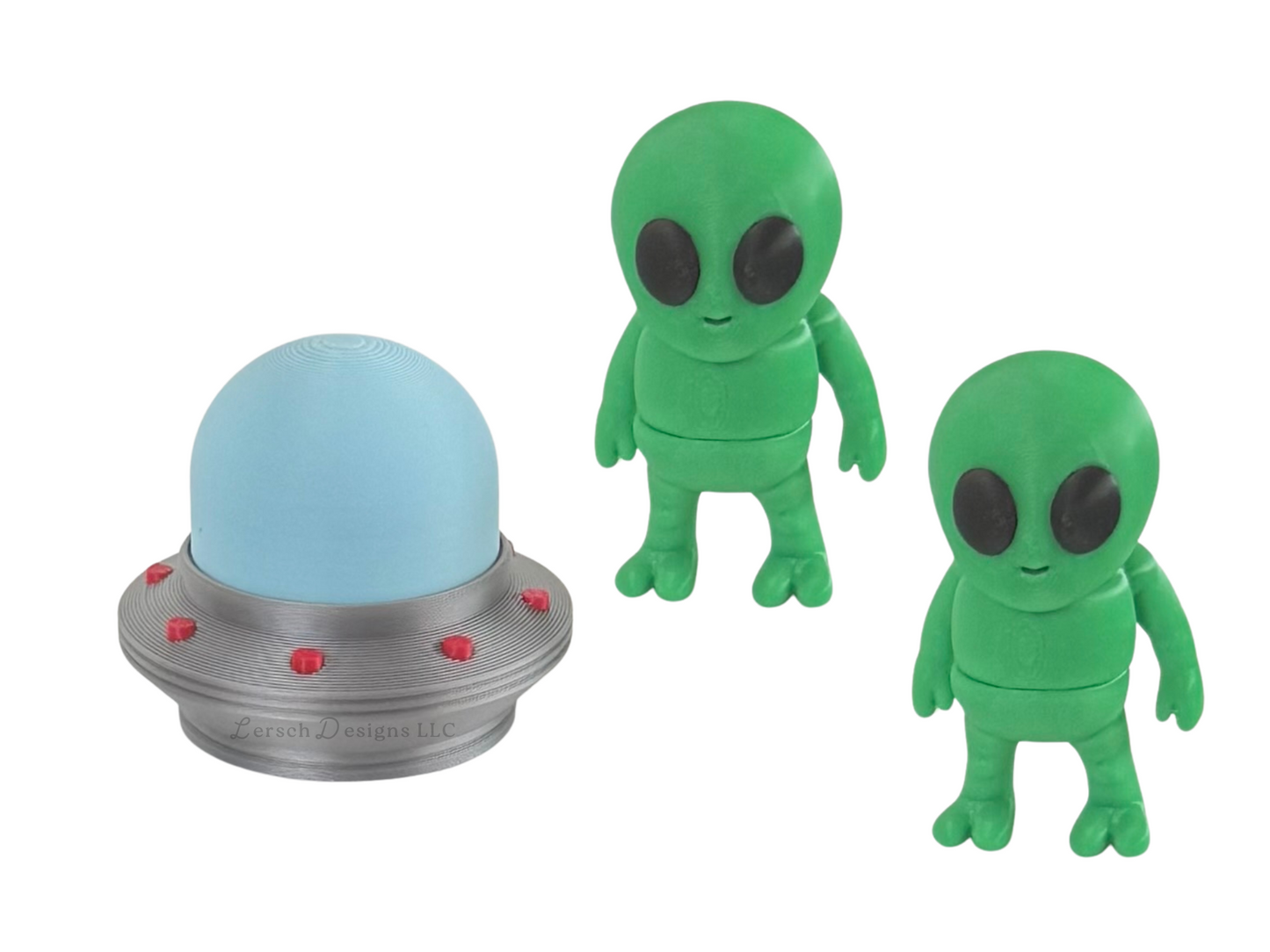 2 Articulating Green Aliens with UFO